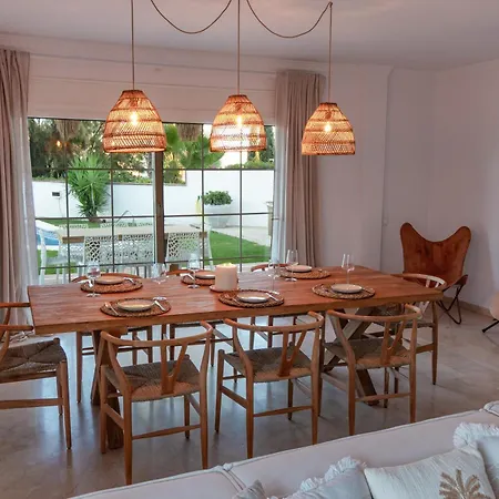 Luxury With Stunning Sea Views, 600m From The And The Port, Private Pool, Walking Distance To The Old Town And Amenities